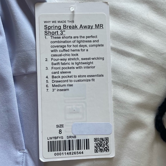 Lululemon spring breakaway MR shorts 3 “ - Picture 2 of 3